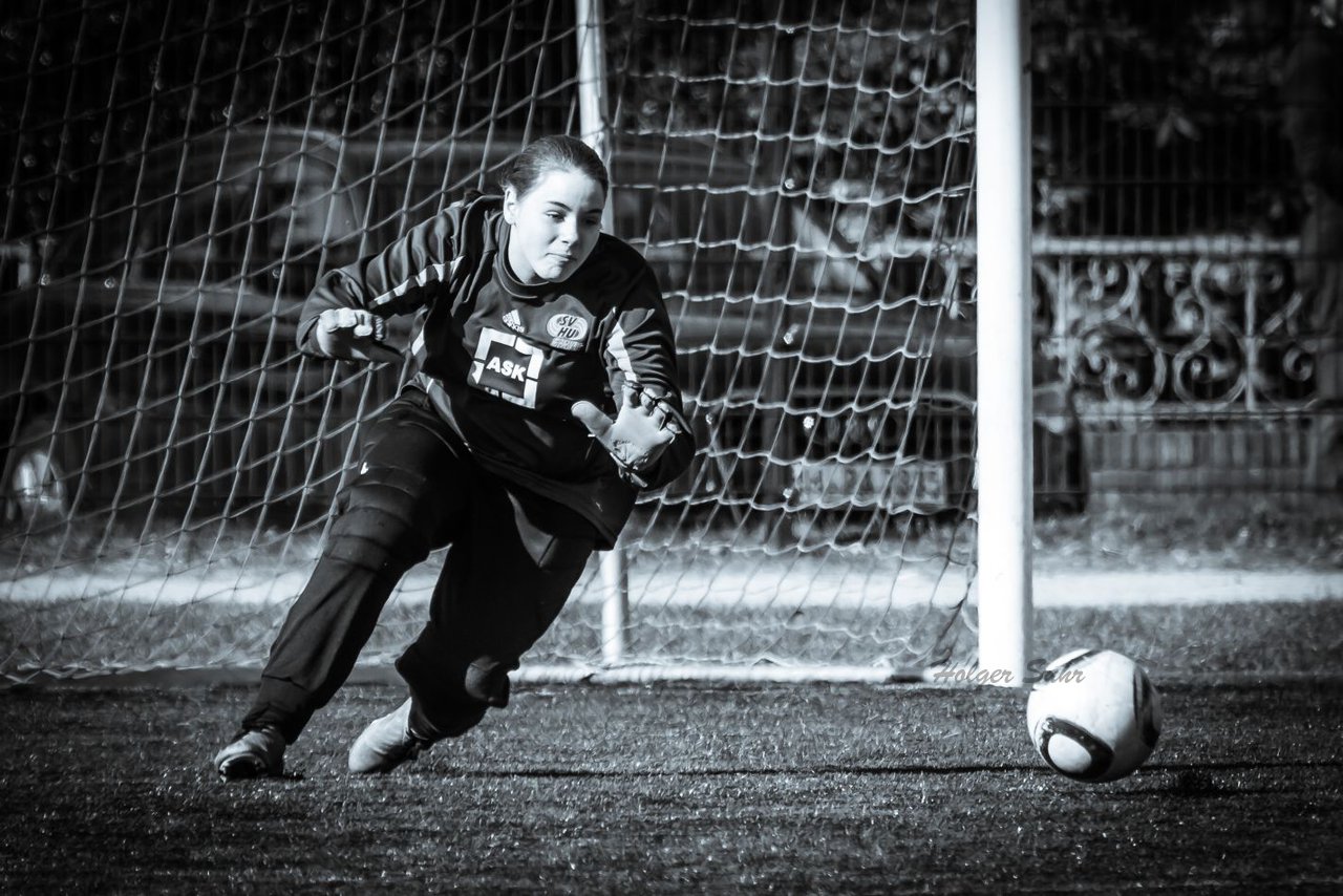 Bild 161 - B-Juniorinnen SV Henstedt-Ulzburg - MTSV Olympia Neumnster : Ergebnis: 0:4